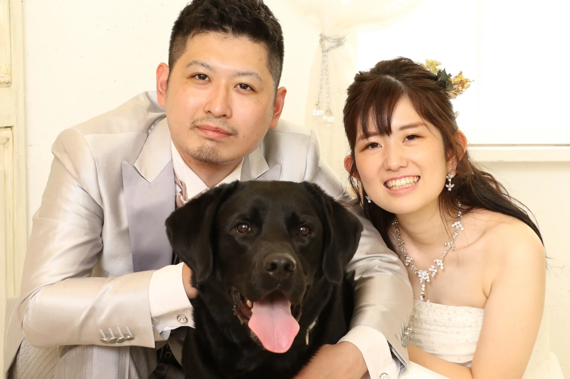 動きやすいウェディングドレスがいい理由。愛犬と撮るなら
